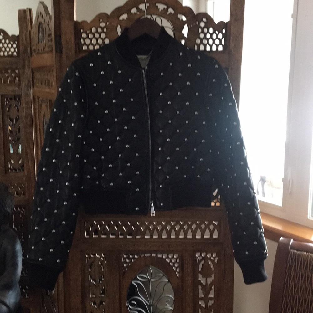 Leather jacket. Bomber style